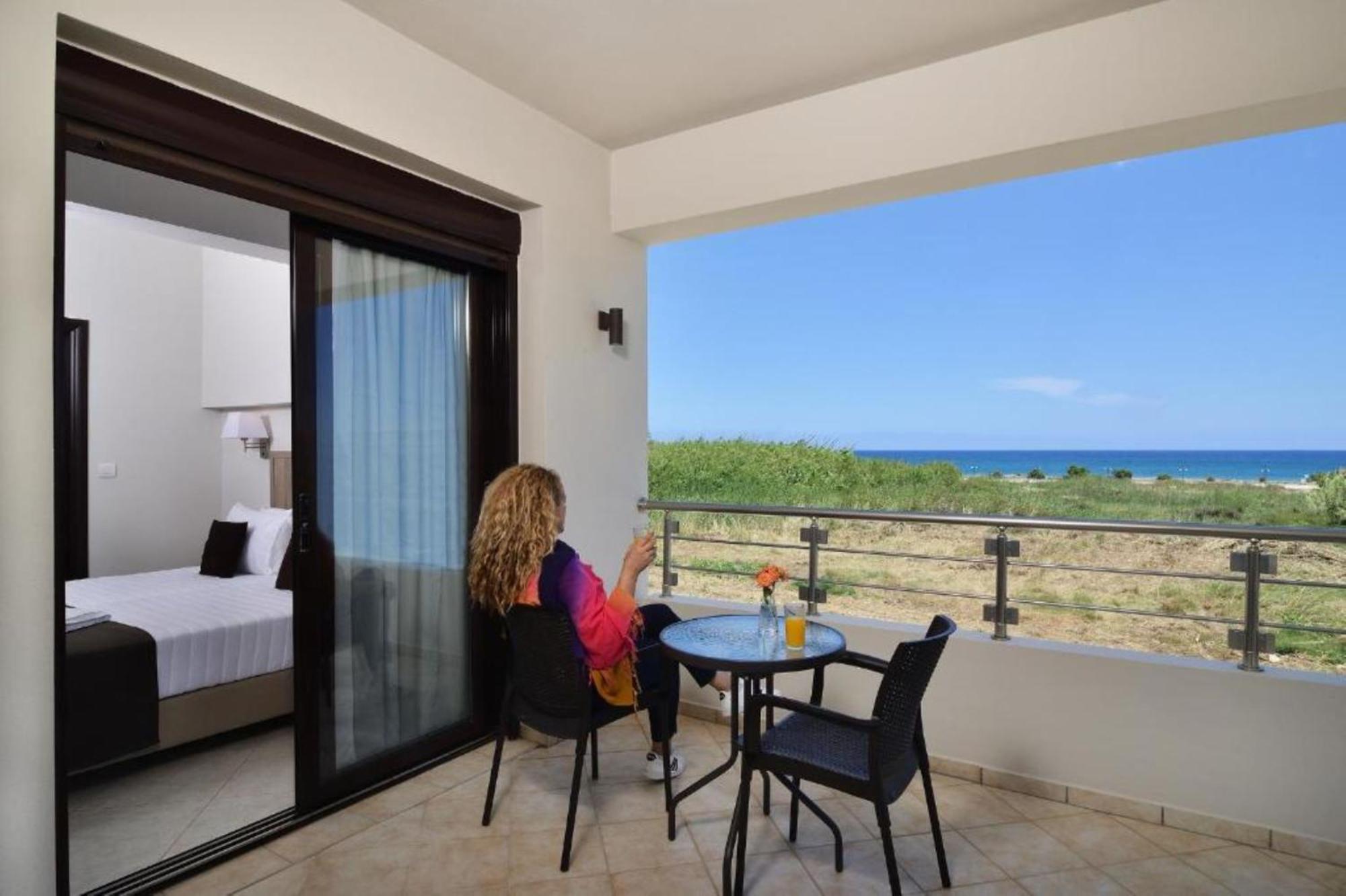 Carisa Suites And Apartments Maleme Exterior foto